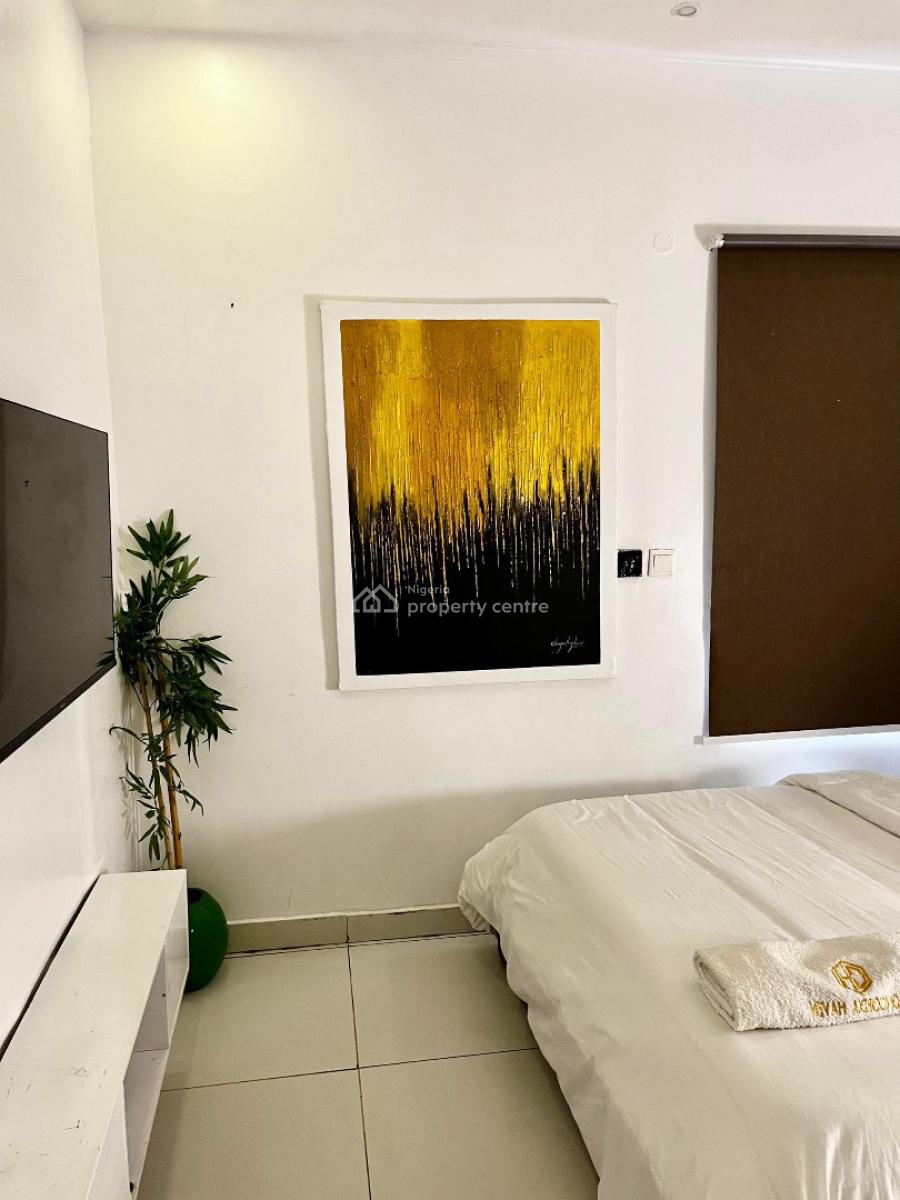 Beautifully Furnished One Bedroom Apartment with Elevator, Off Admiralty Way, Lekki Phase 1, Lekki, Lagos, Flat / Apartment for Rent