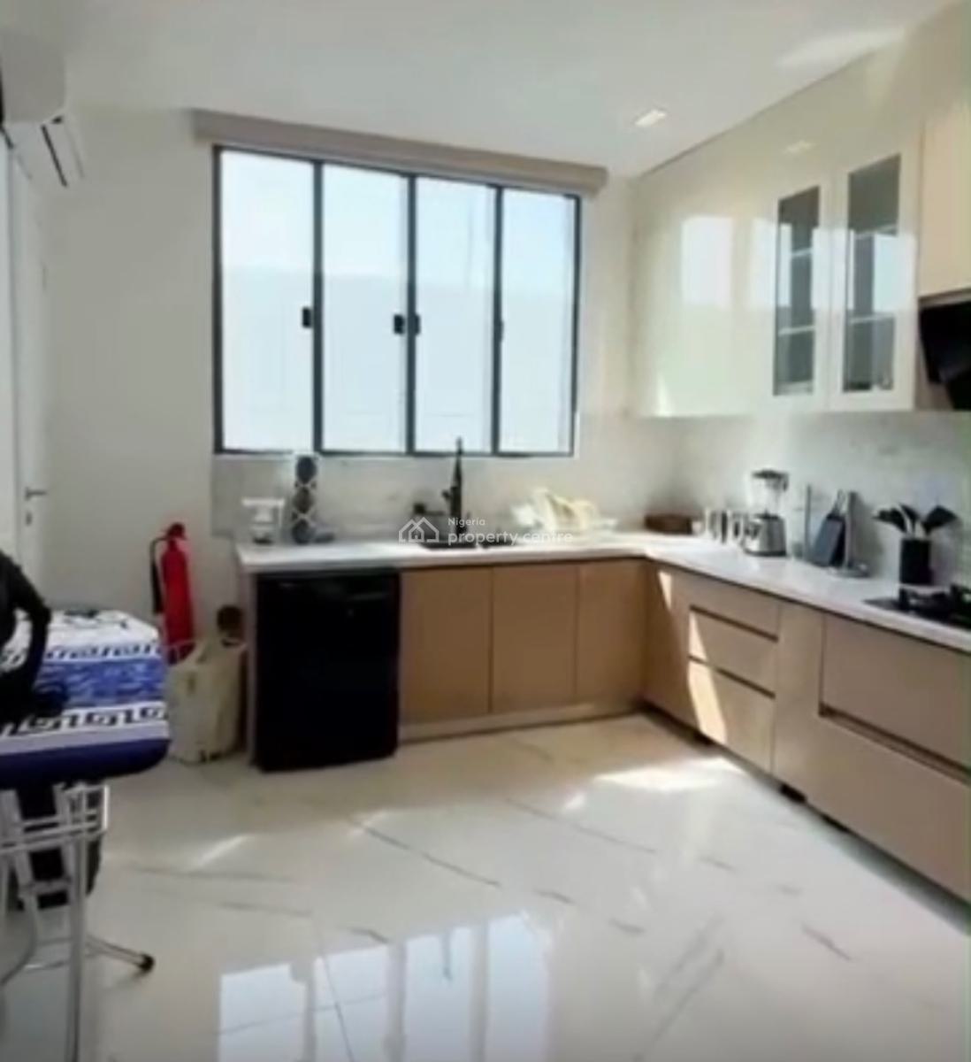 Fully Furnished & Serviced 3 Bedroom Maisonette + Swimming Pool, Lekki Phase 1, Lekki, Lagos, House for Rent