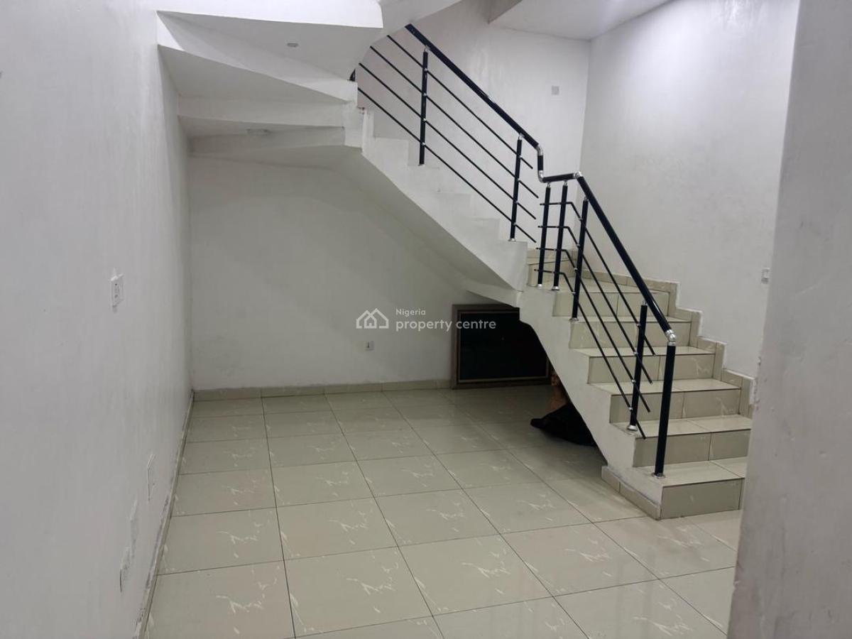 Self Contain + Swimming Pool, Gym, Orchid, Lekki Expressway, Lekki, Lagos, Self Contain (single Rooms) for Rent