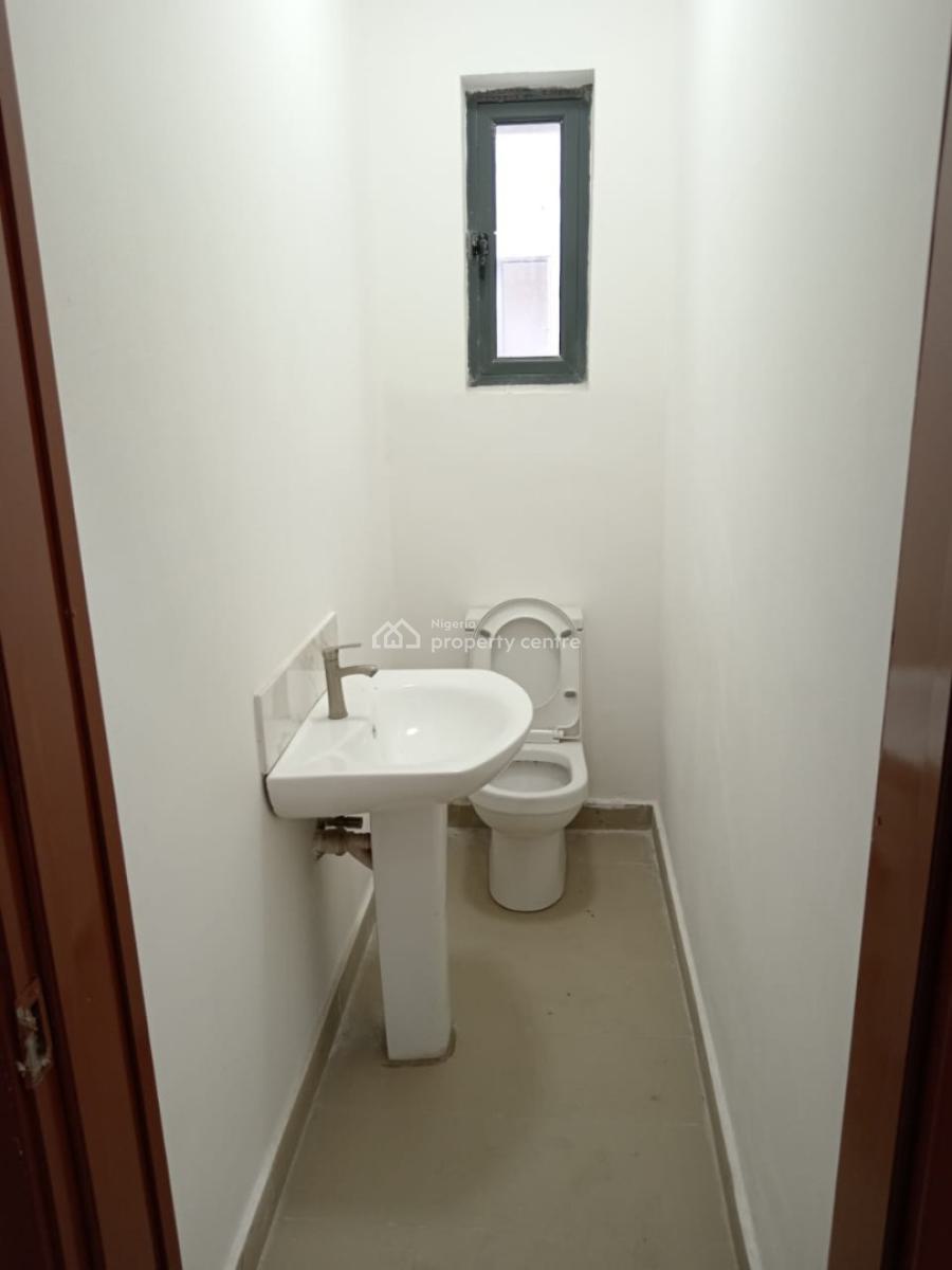 2bedroom Apartment (no Bq), Off Ajose Adeogun, Victoria Island (vi), Lagos, Flat / Apartment for Rent