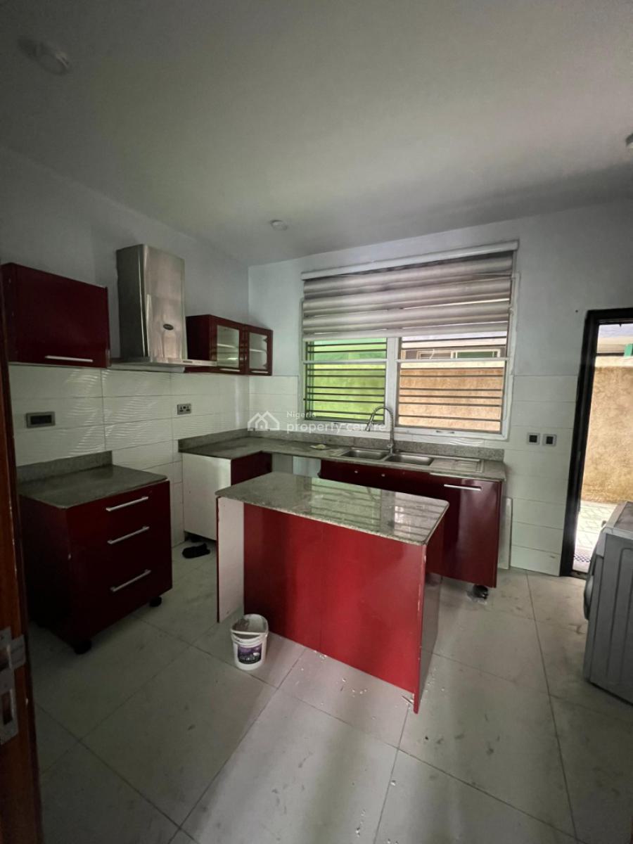 2 Bedroom Maisonnette, 1 Unit Available, Lekki Phase 1, Lekki, Lagos, Terraced Duplex for Rent