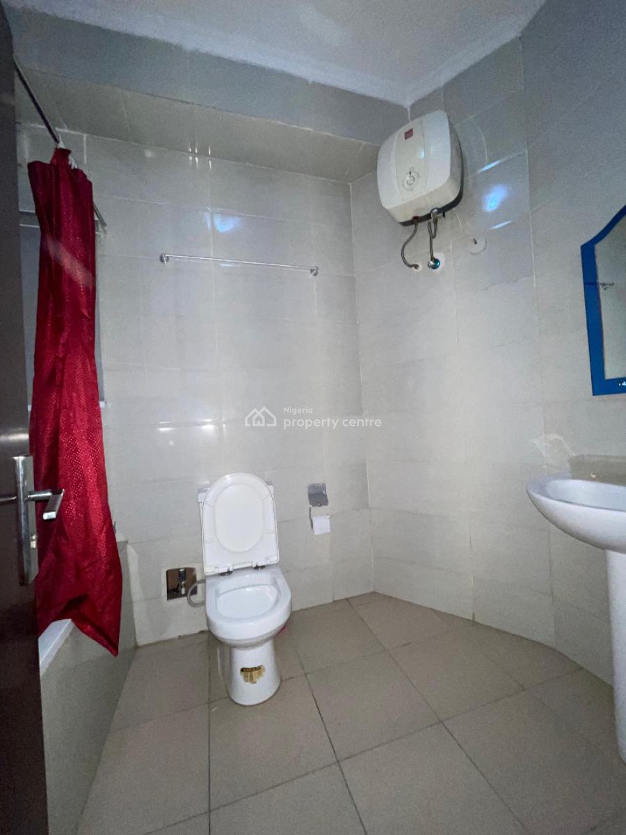 Luxury Well Maintained 3 Bedroom Flat, Cadogan Estate, Osapa, Lekki, Lagos, Block of Flats for Sale