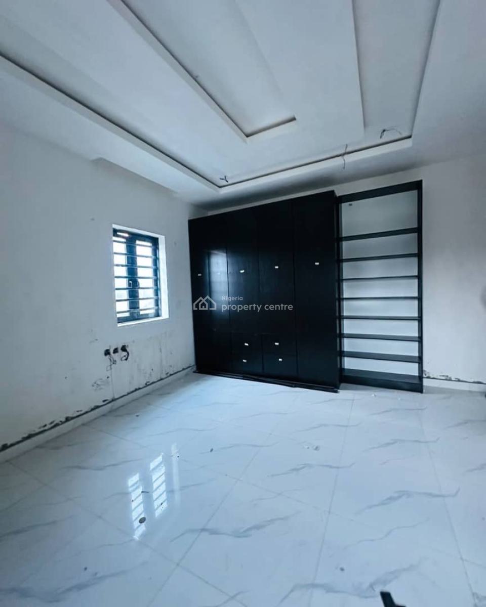 Beautiful 3 Bedroom Apartment with Bq in Serene Estate, Maryland, Lagos, Flat / Apartment for Sale