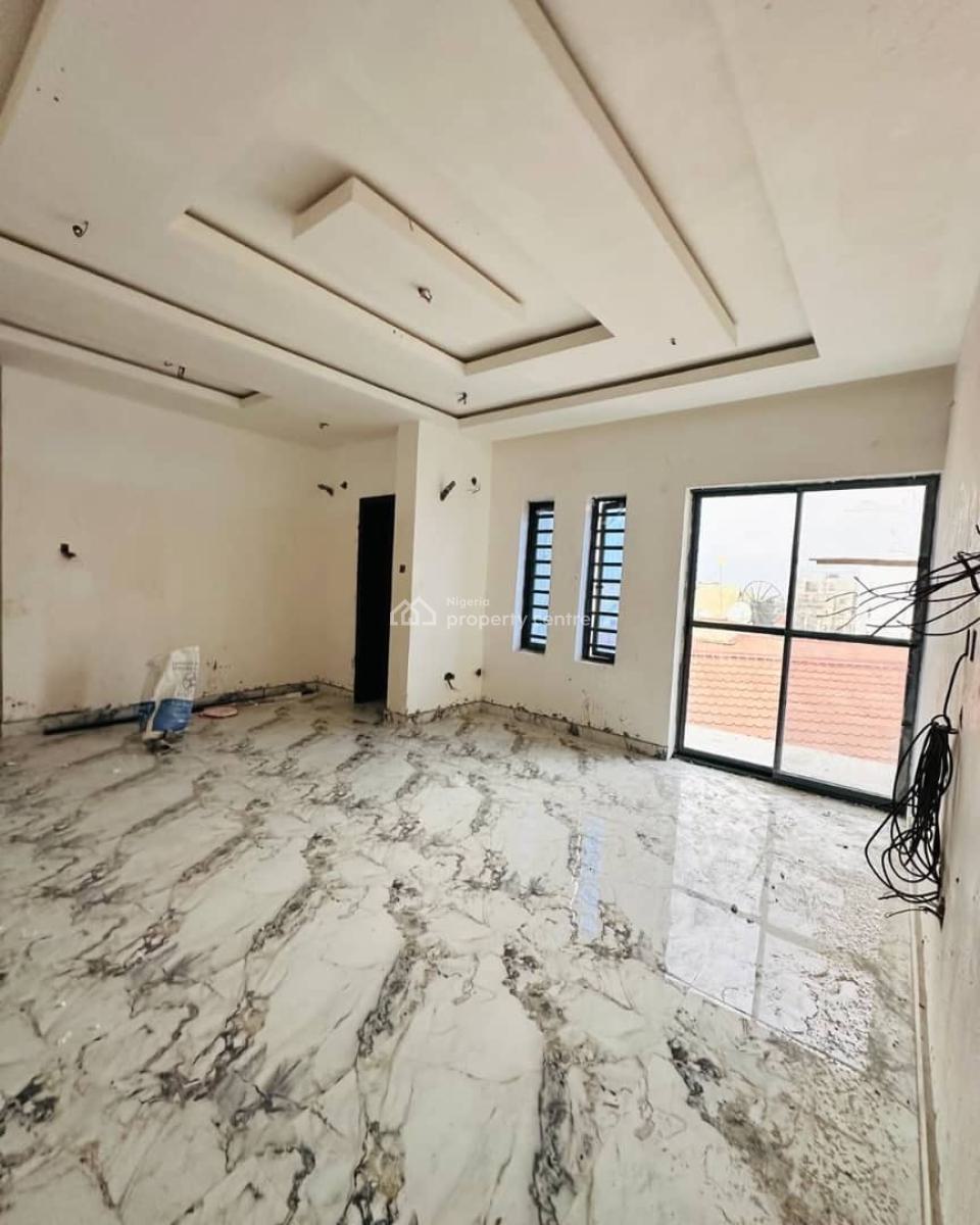 Beautiful 3 Bedroom Apartment with Bq in Serene Estate, Maryland, Lagos, Flat / Apartment for Sale