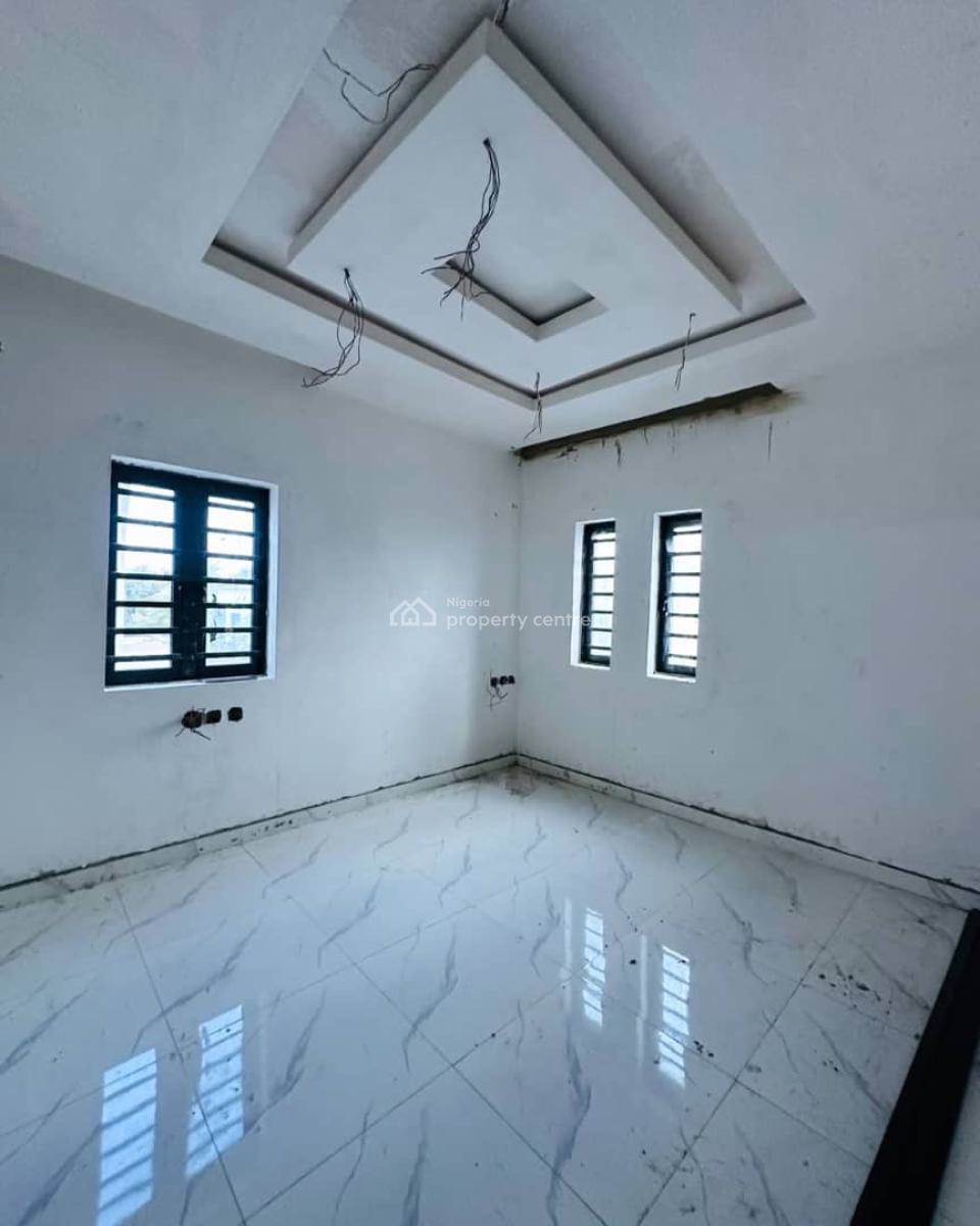 Beautiful 3 Bedroom Apartment with Bq in Serene Estate, Maryland, Lagos, Flat / Apartment for Sale
