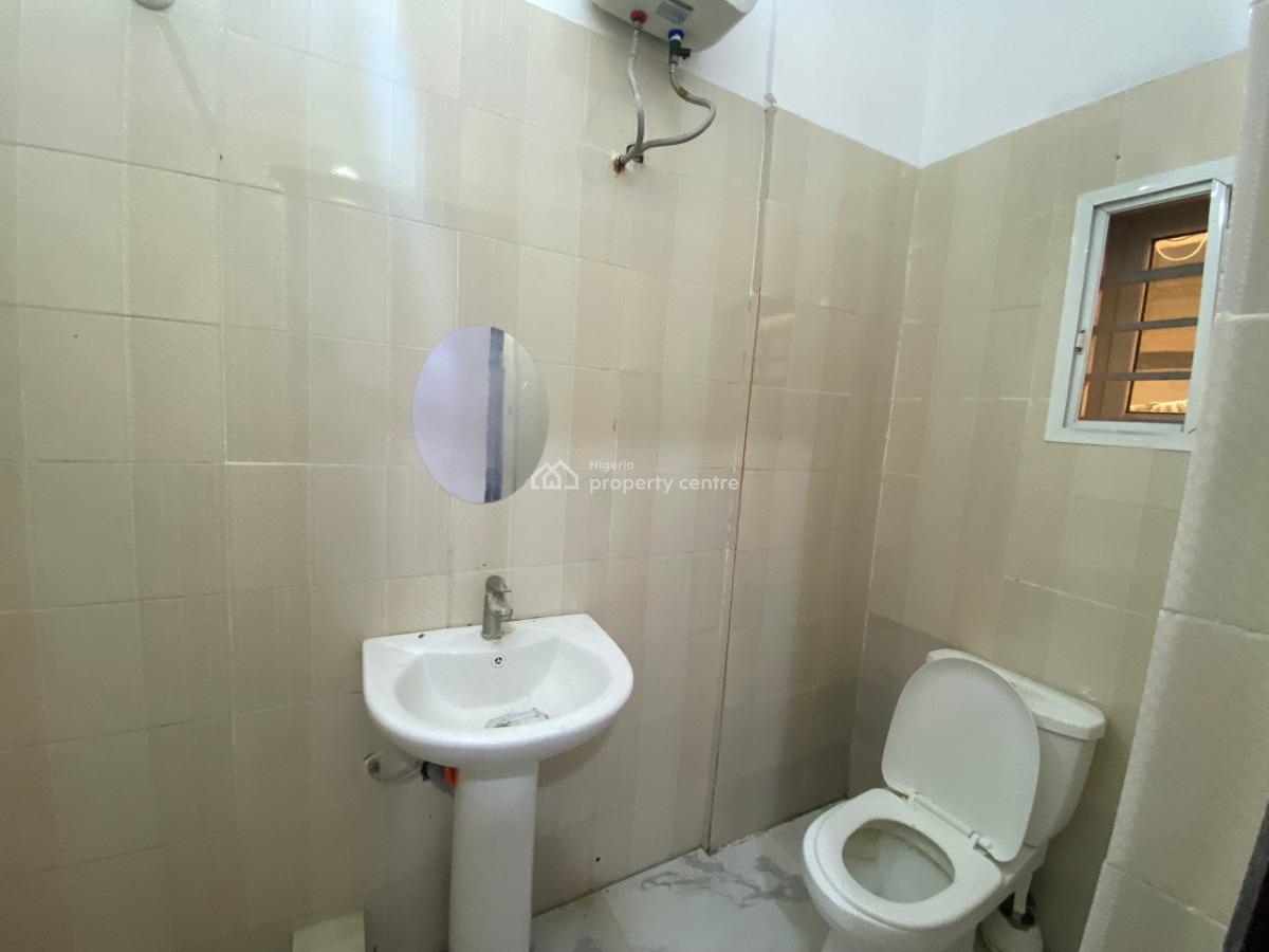 2 Bedroom Apartment, Lekki Phase 1, Lekki, Lagos, Flat / Apartment for Rent