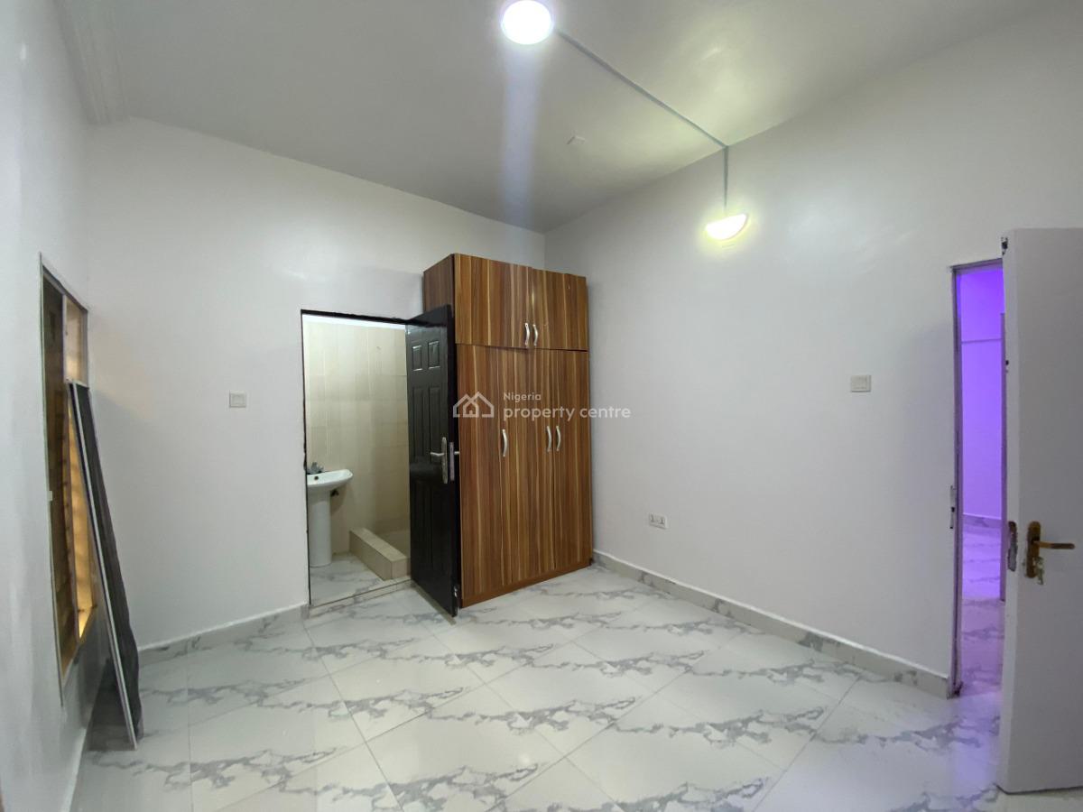 2 Bedroom Apartment, Lekki Phase 1, Lekki, Lagos, Flat / Apartment for Rent