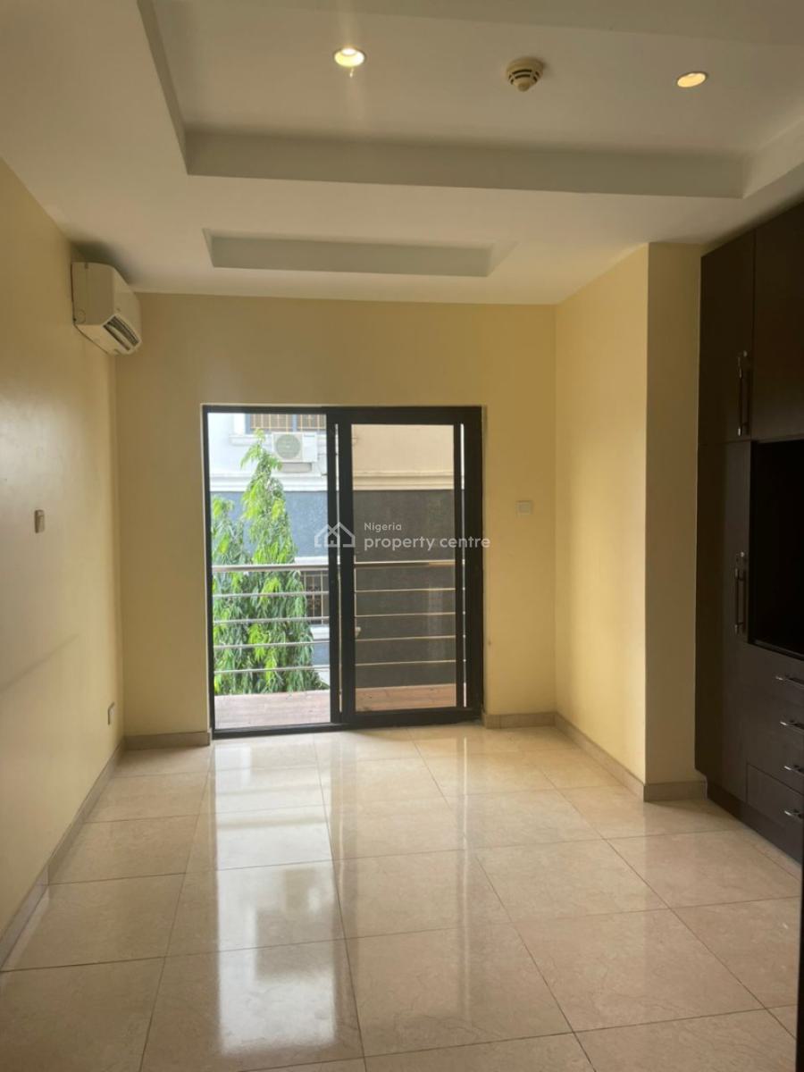 Tastefully Finished 3 Bedroom Apartment with a Room Bq, Off Bourdillion Road, Queens Drive, Old Ikoyi, Ikoyi, Lagos, Flat / Apartment for Rent
