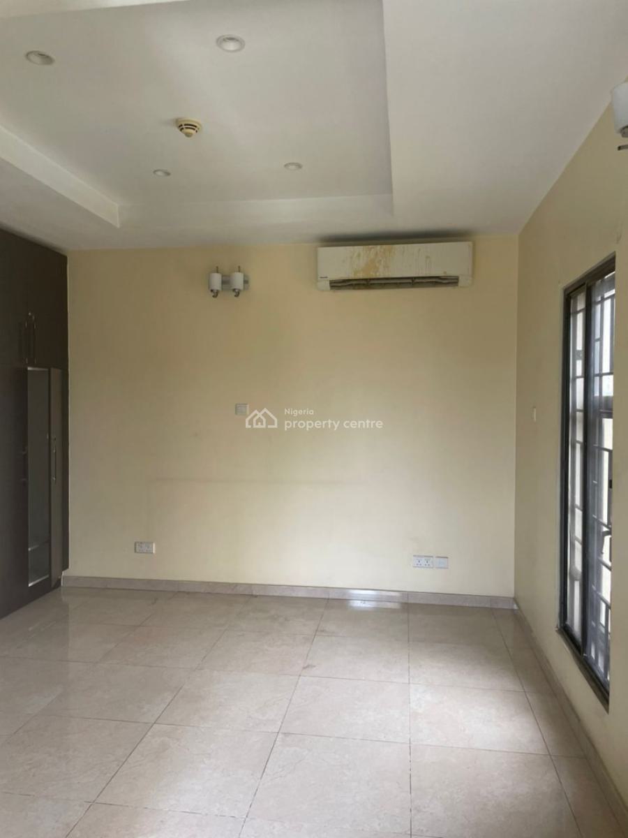Tastefully Finished 3 Bedroom Apartment with a Room Bq, Off Bourdillion Road, Queens Drive, Old Ikoyi, Ikoyi, Lagos, Flat / Apartment for Rent