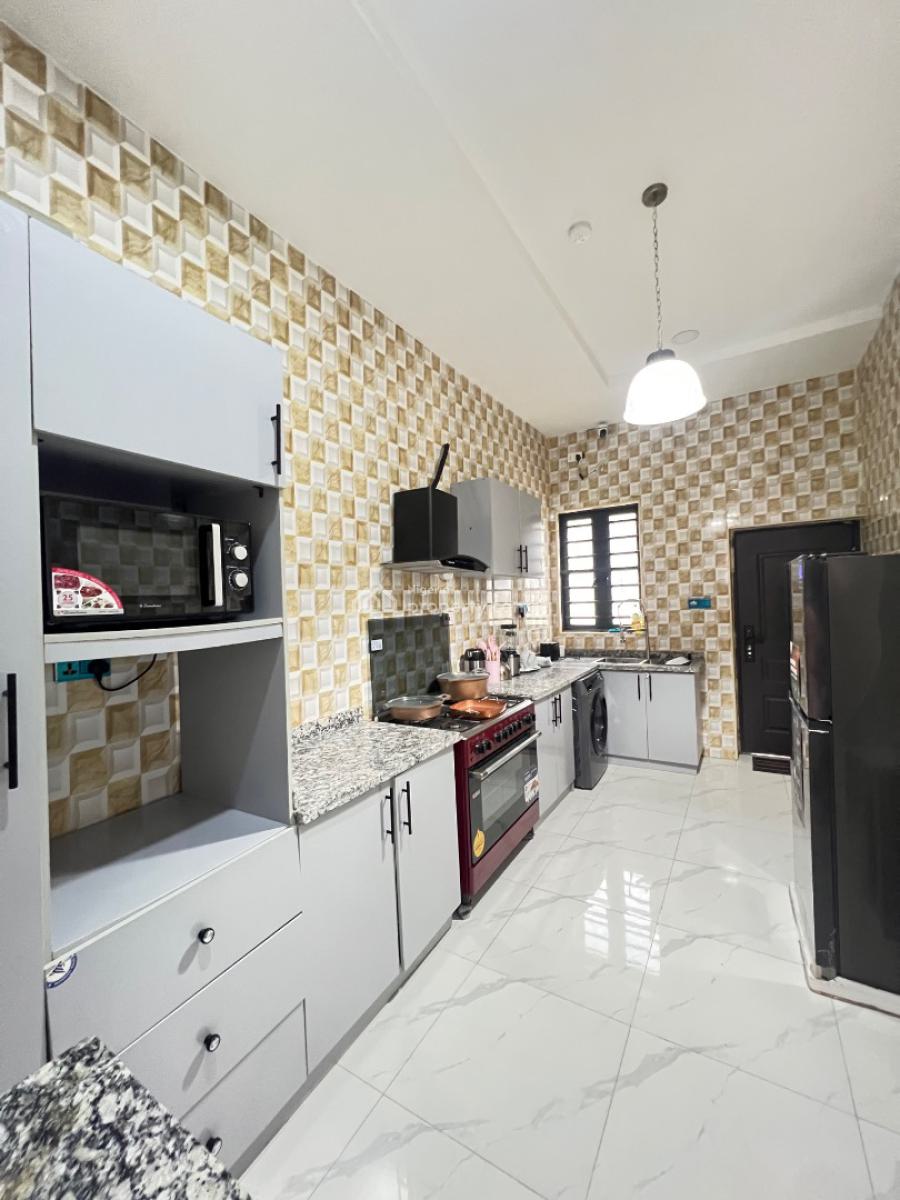 Furnished 3 Bedroom, Ikota, Lekki, Lagos, Terraced Duplex for Rent