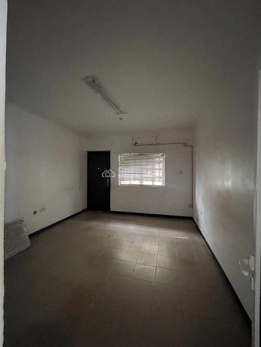 5 Bedroom Semi Detached Duplex, Lekki Phase 1, Lekki, Lagos, Semi-detached Duplex for Rent