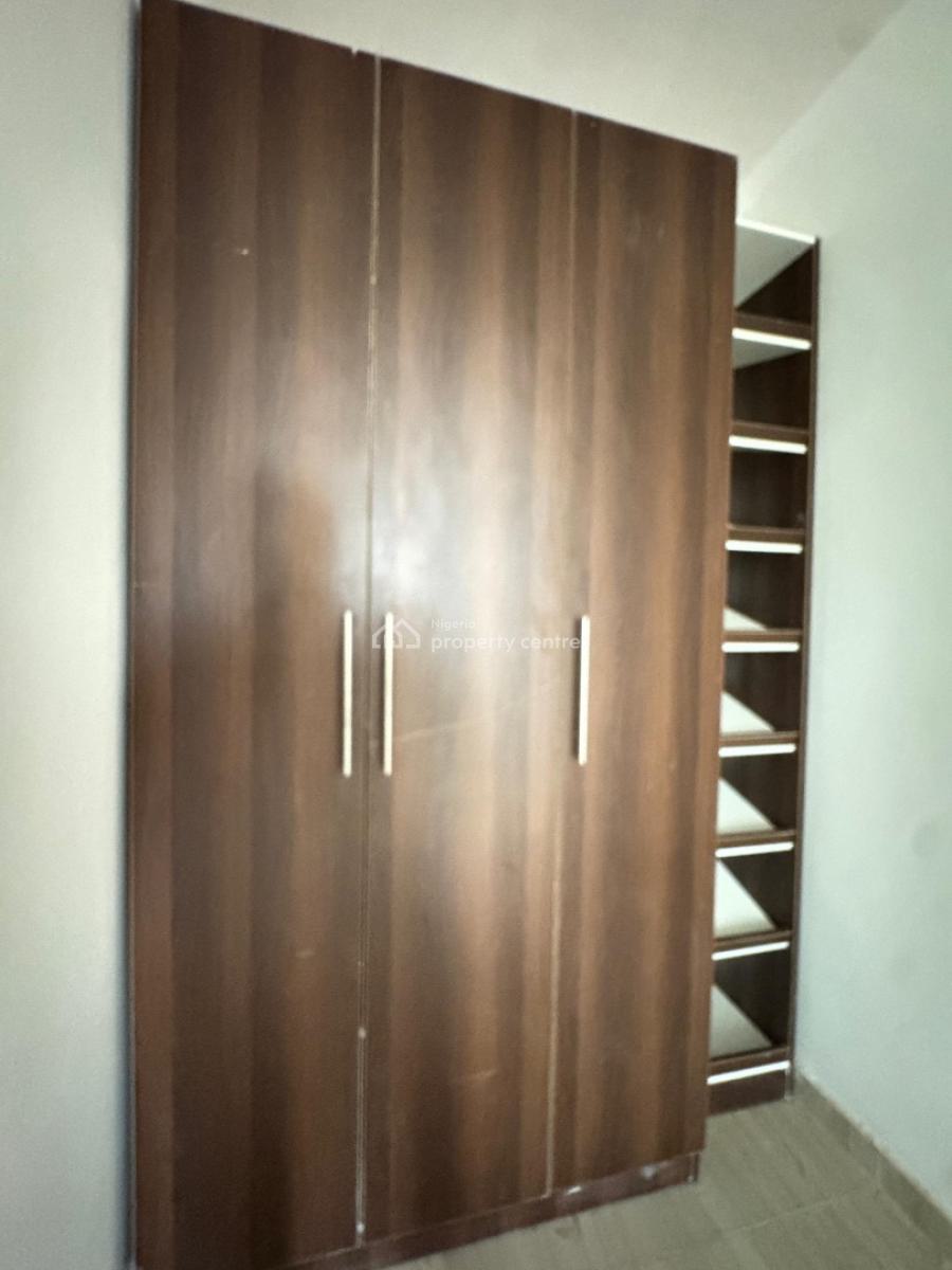Serviced   4 Bedroom Semi-detached Duplex  with a Bq, Lekki, Lagos, Semi-detached Duplex for Sale