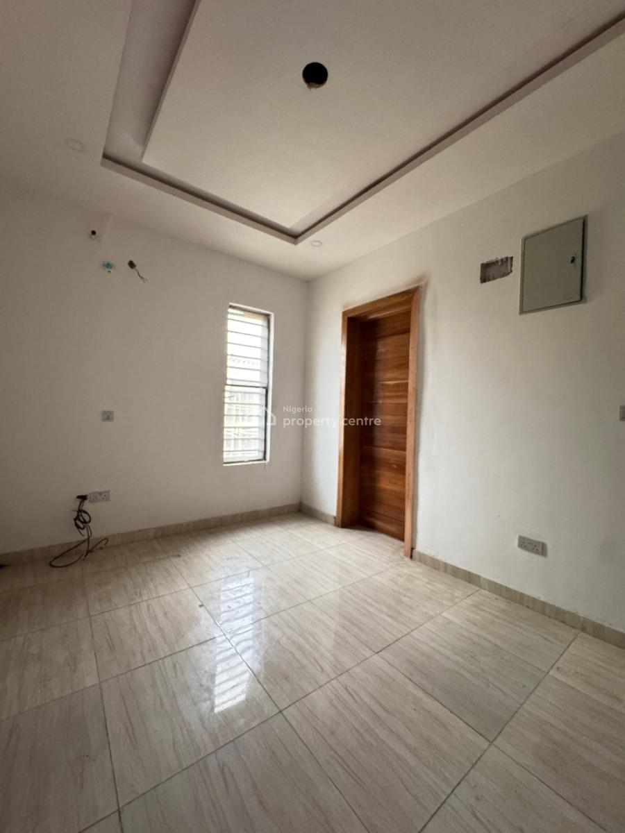 Serviced   4 Bedroom Semi-detached Duplex  with a Bq, Lekki, Lagos, Semi-detached Duplex for Sale