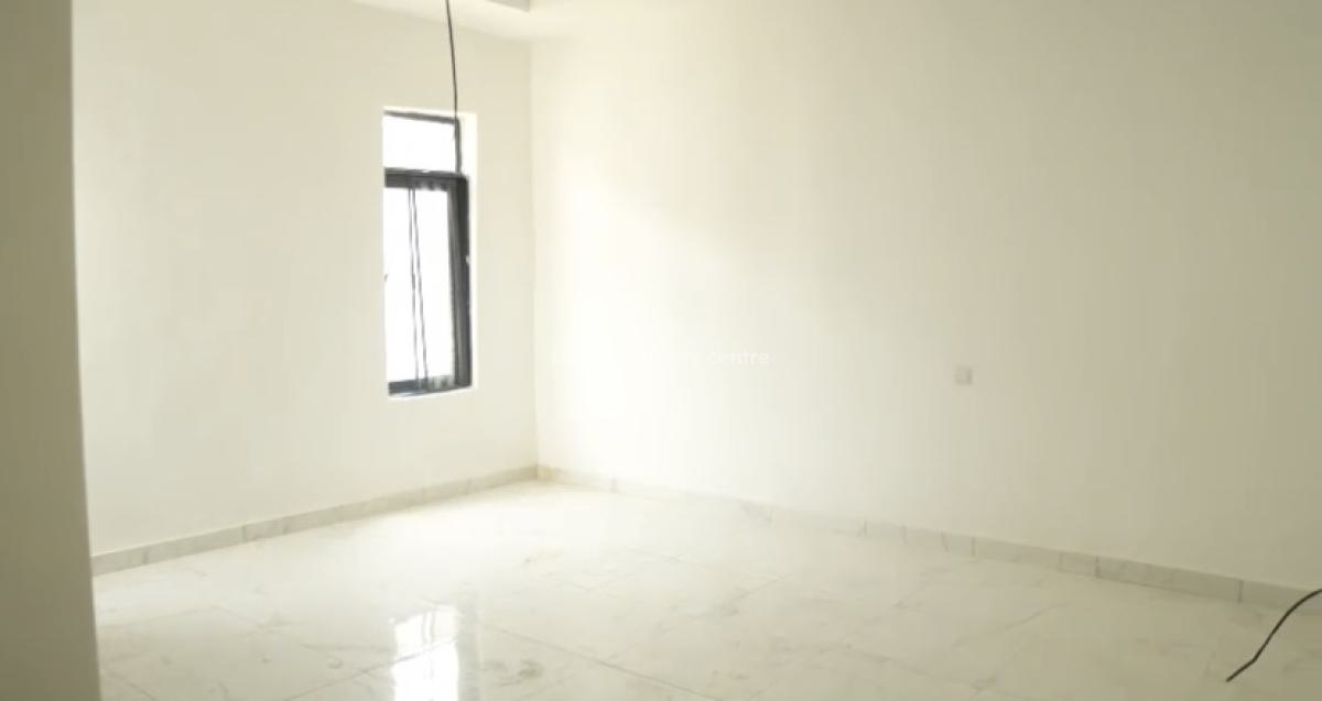 Distress Deal! Exquisite 6 Bedroom Semi Duplex, Cowrie Creek Estate ( an Estate for The Elite), Ikate, Lekki, Lagos, Semi-detached Duplex for Sale