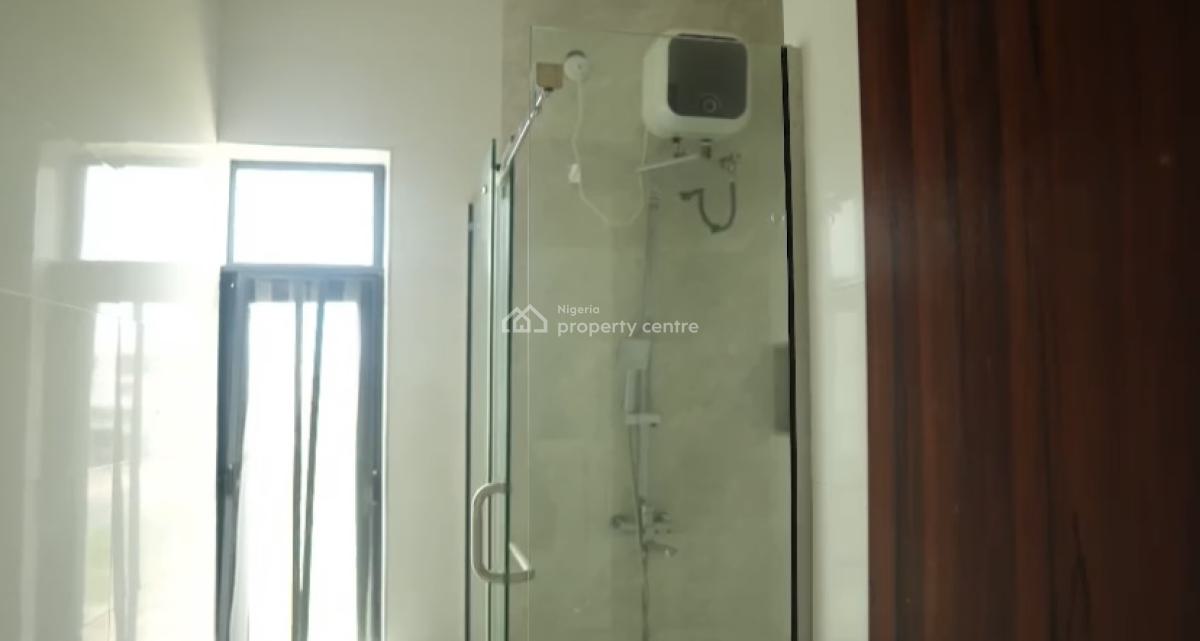 Distress Deal! Exquisite 6 Bedroom Semi Duplex, Cowrie Creek Estate ( an Estate for The Elite), Ikate, Lekki, Lagos, Semi-detached Duplex for Sale