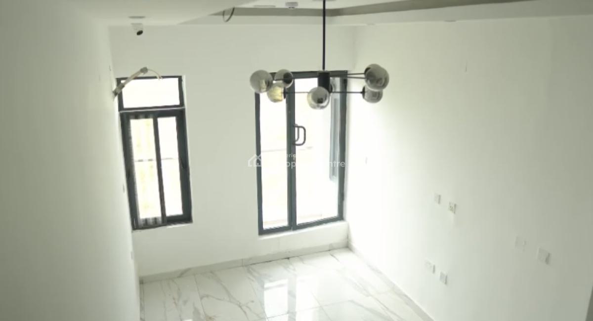 Distress Deal! Exquisite 6 Bedroom Semi Duplex, Cowrie Creek Estate ( an Estate for The Elite), Ikate, Lekki, Lagos, Semi-detached Duplex for Sale