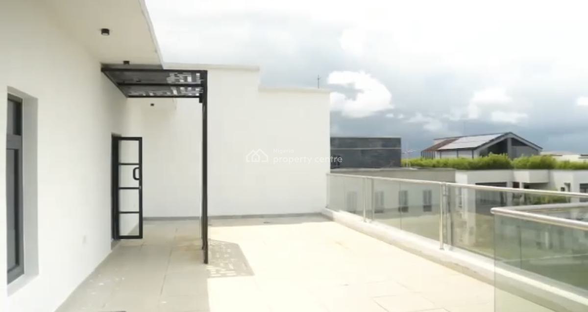 Distress Deal! Exquisite 6 Bedroom Semi Duplex, Cowrie Creek Estate ( an Estate for The Elite), Ikate, Lekki, Lagos, Semi-detached Duplex for Sale