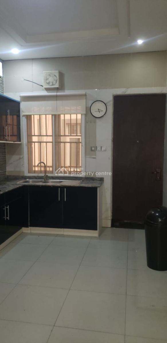 Partly Furnished 4 Bedrooms with Bq, Oniru, Victoria Island (vi), Lagos, Flat / Apartment for Rent