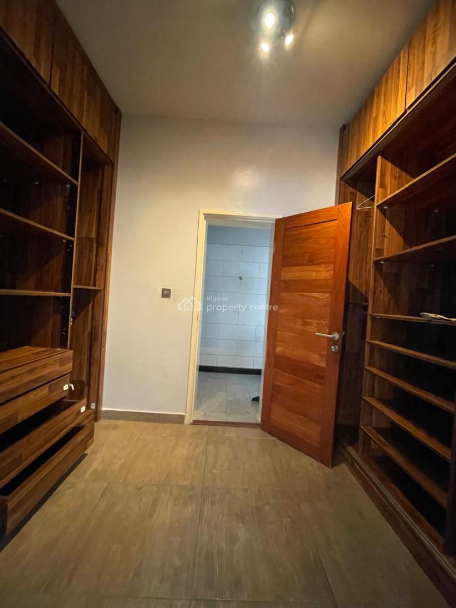 3 Bedroom Upstairs, Ikate, Lekki, Lagos, Flat / Apartment for Rent