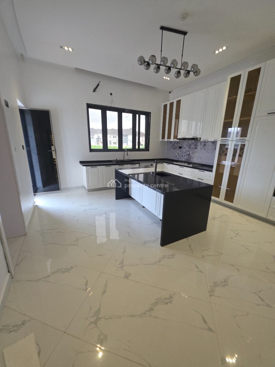 Luxury 6 Bedrooms House with Bq, Pinnock Beach Estate, Osapa, Lekki, Lagos, Detached Duplex for Sale