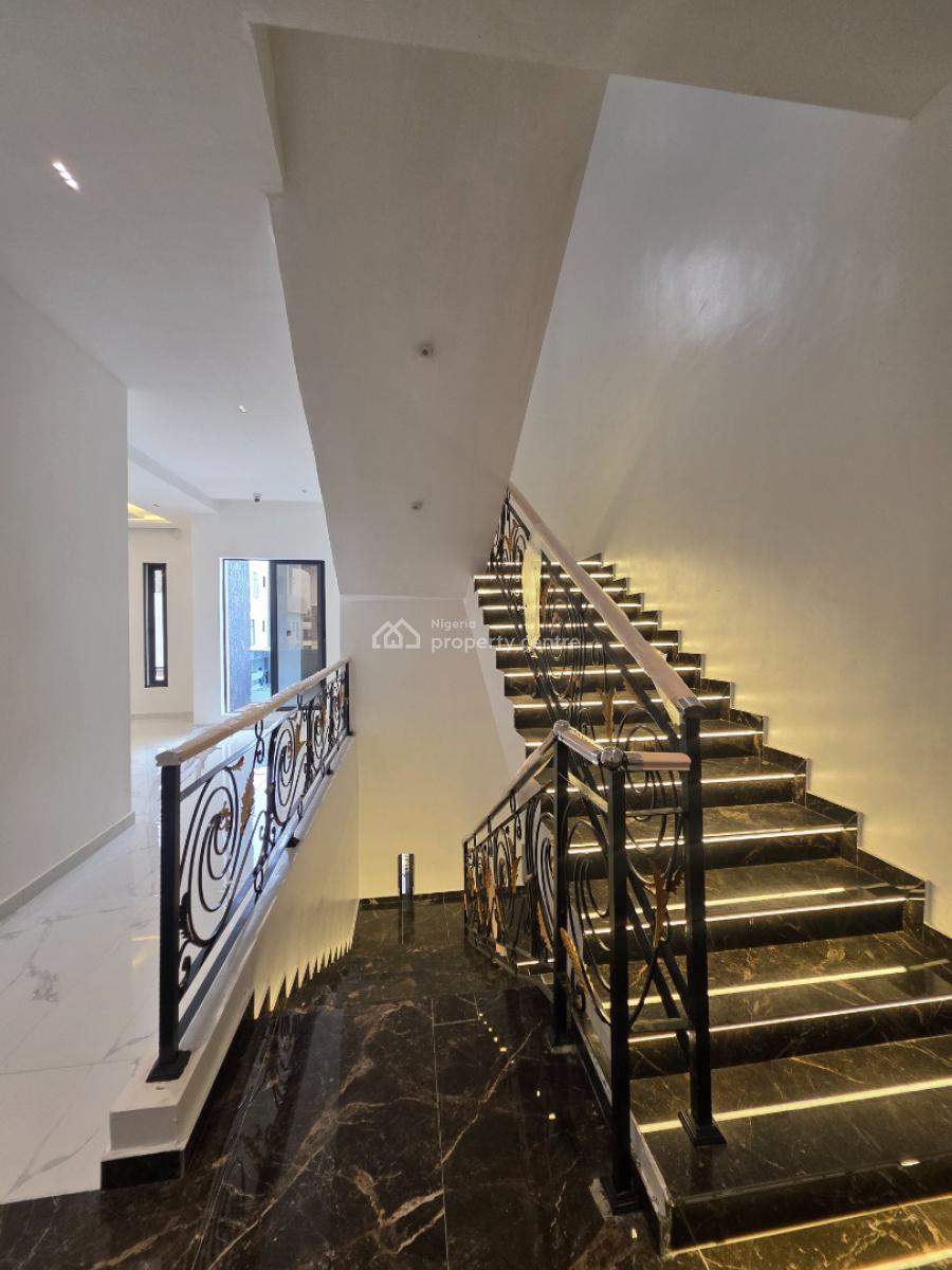 Luxury 6 Bedrooms House with Bq, Pinnock Beach Estate, Osapa, Lekki, Lagos, Detached Duplex for Sale
