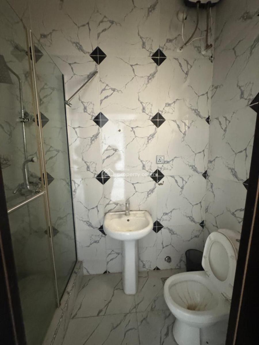 Big Well Converted Studio Apartment, Grace Court, Royal Pine Gate 1, Orchid, Lekki, Lagos, Self Contain (single Rooms) for Rent