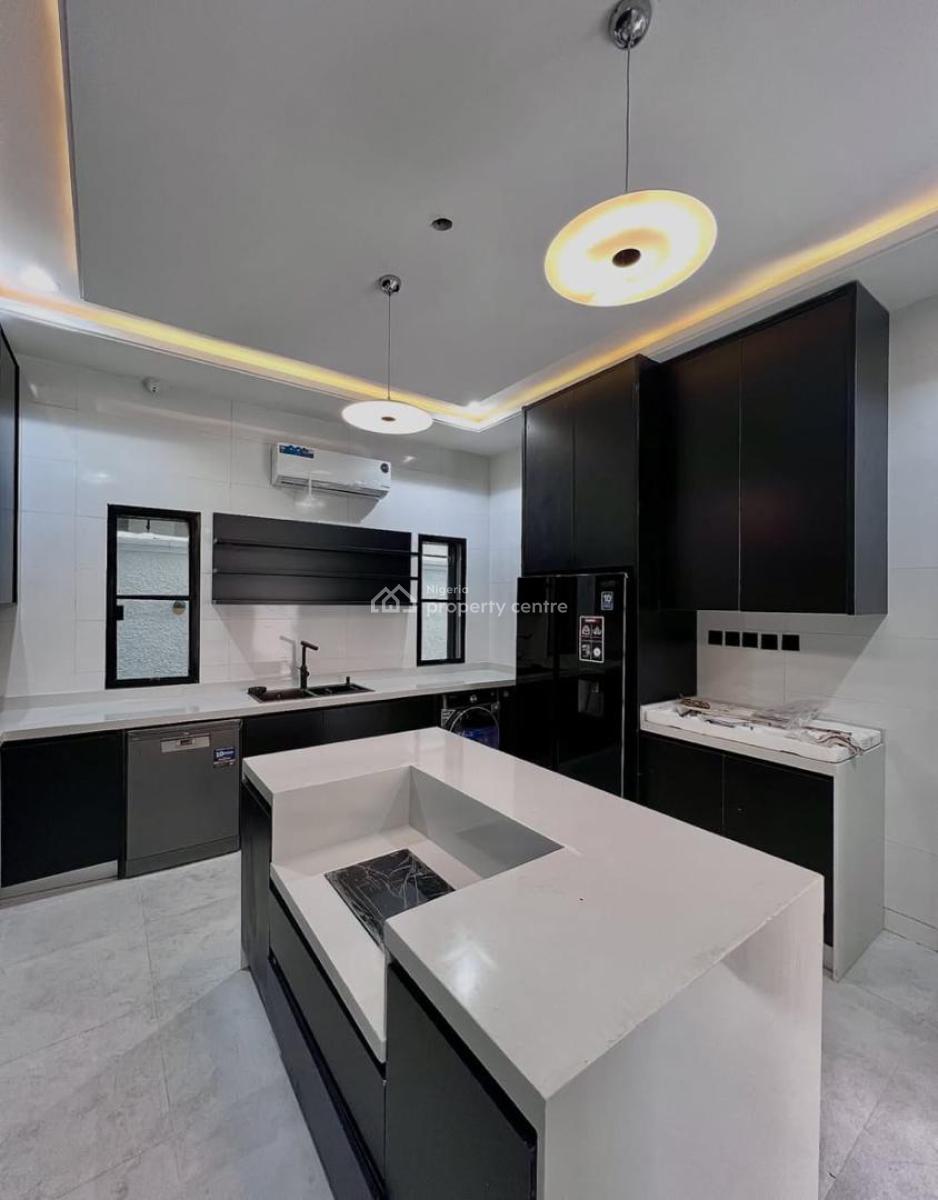 Beautiful 4 Bedroom Detached Duplex with a Bq and a Pool and Cinema, Lekki Phase 1, Lekki, Lagos, House for Sale