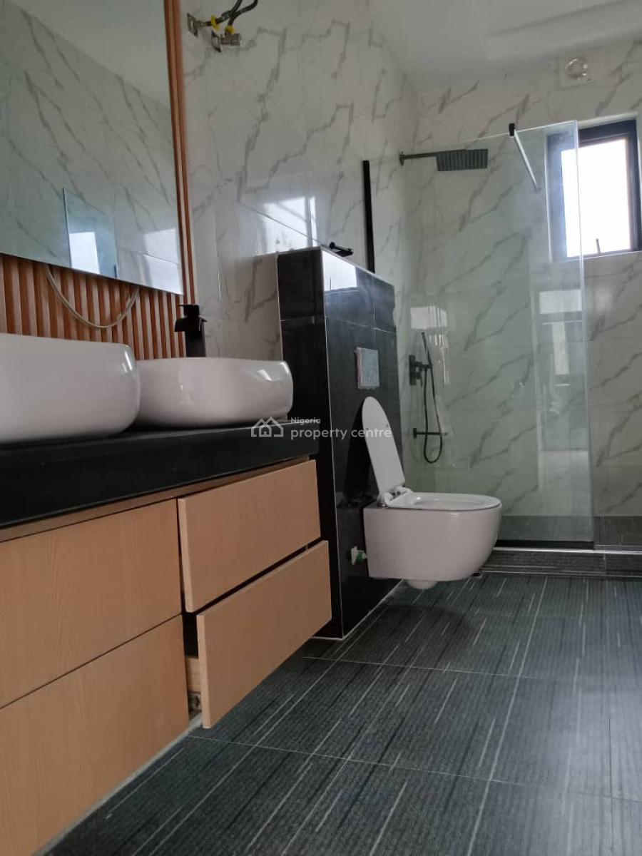 4 Bedrooms Terrace Duplex with Bq, Lekki Phase 1, Lekki, Lagos, Terraced Duplex for Sale