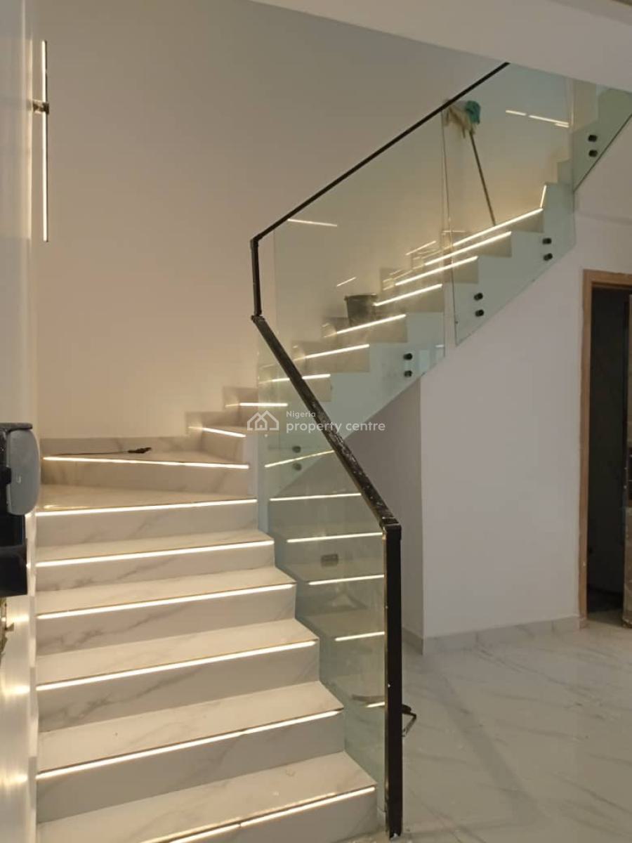 4 Bedrooms Terrace Duplex with Bq, Lekki Phase 1, Lekki, Lagos, Terraced Duplex for Sale