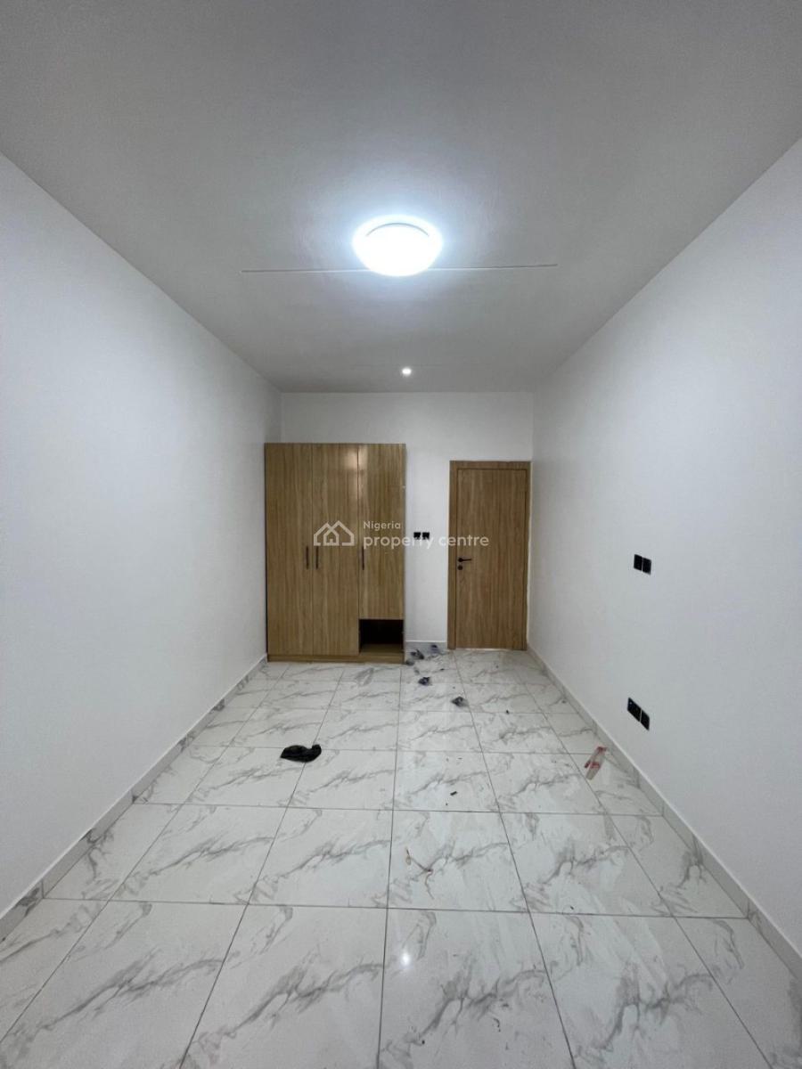 2 Bedroom Apartment, Ologolo, Lekki, Lagos, Flat / Apartment for Sale