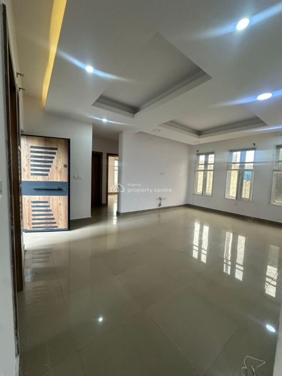 Big Room Downstairs with Shared Kitchen, Oba Musa Estate, Agungi, Lekki, Lagos, Self Contain (single Rooms) for Rent