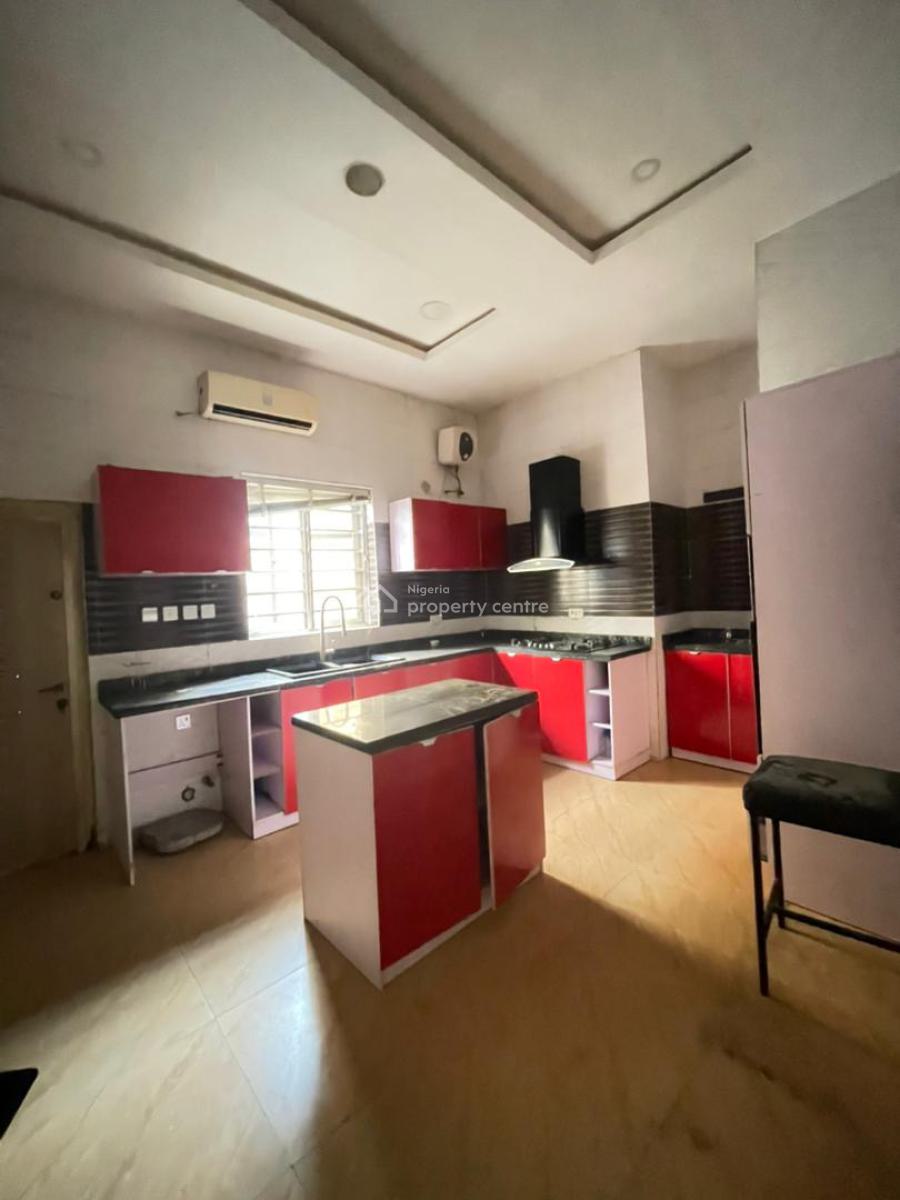 Big Room Downstairs with Shared Kitchen, Oba Musa Estate, Agungi, Lekki, Lagos, Self Contain (single Rooms) for Rent