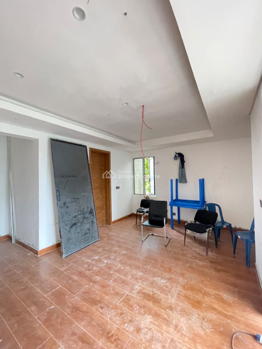 Luxuriously Built 3 Bedroom Apartment with Communal Pool and Gym, Old Ikoyi, Ikoyi, Lagos, Block of Flats for Sale