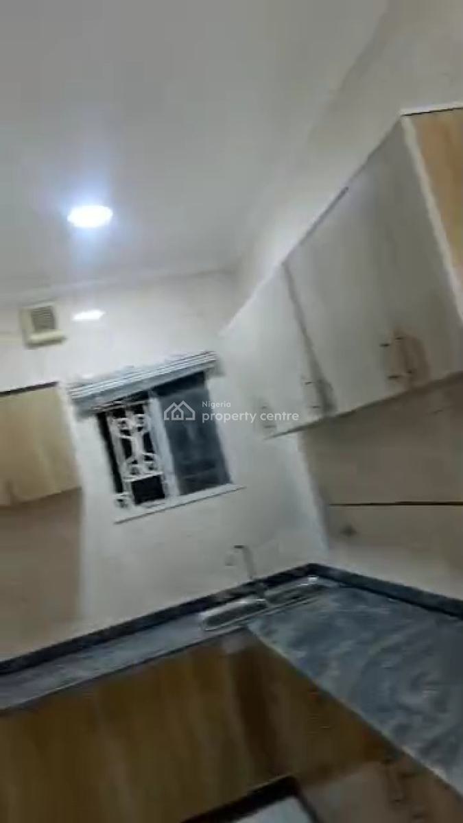 3 Bedroom Apartments, Lekki Phase 1, Lekki, Lagos, Flat / Apartment for Rent
