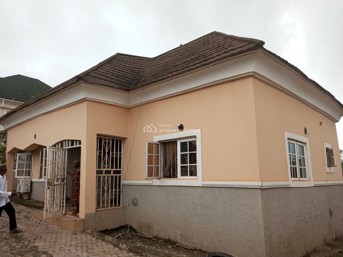 3 Bedroom Bungalow with Bq, Along 90s, Dakwo, Abuja, Detached Bungalow for Sale