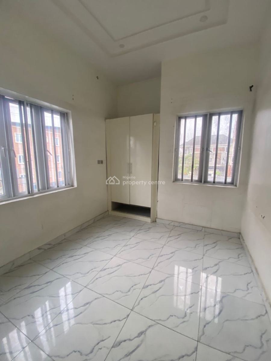 a Well Maintained 3 Bedrooms Apartment, Osapa London, Osapa, Lekki, Lagos, Flat / Apartment for Rent