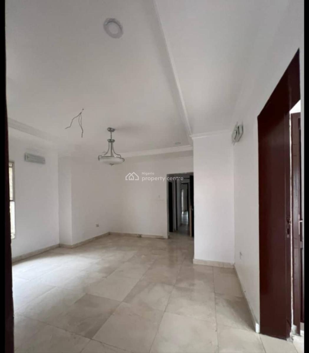 Fully Serviced 3 Bedroom Penthouse Apartment, Lekki Phase 1, Lekki, Lagos, Flat / Apartment for Rent