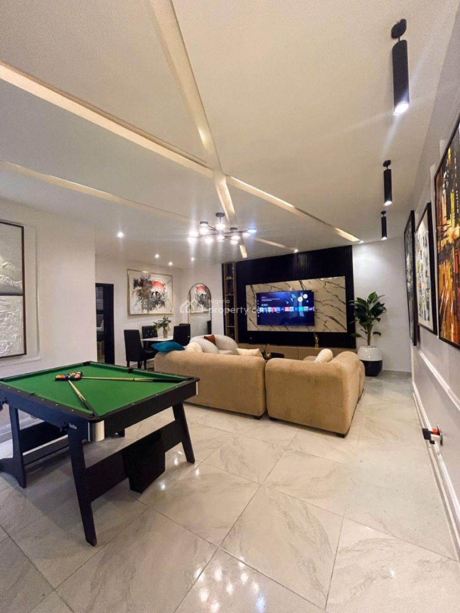 /2 Bedroom Apartment with Swimming Pool, Snooker Board, Gym, Table, Lekki Phase 1, Lekki, Lagos, Flat / Apartment Short Let