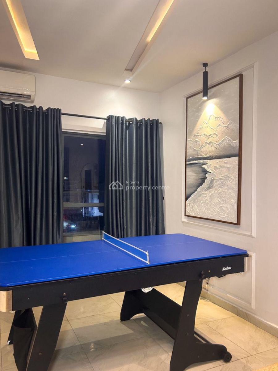 /2 Bedroom Apartment with Swimming Pool, Snooker Board, Gym, Table, Lekki Phase 1, Lekki, Lagos, Flat / Apartment Short Let