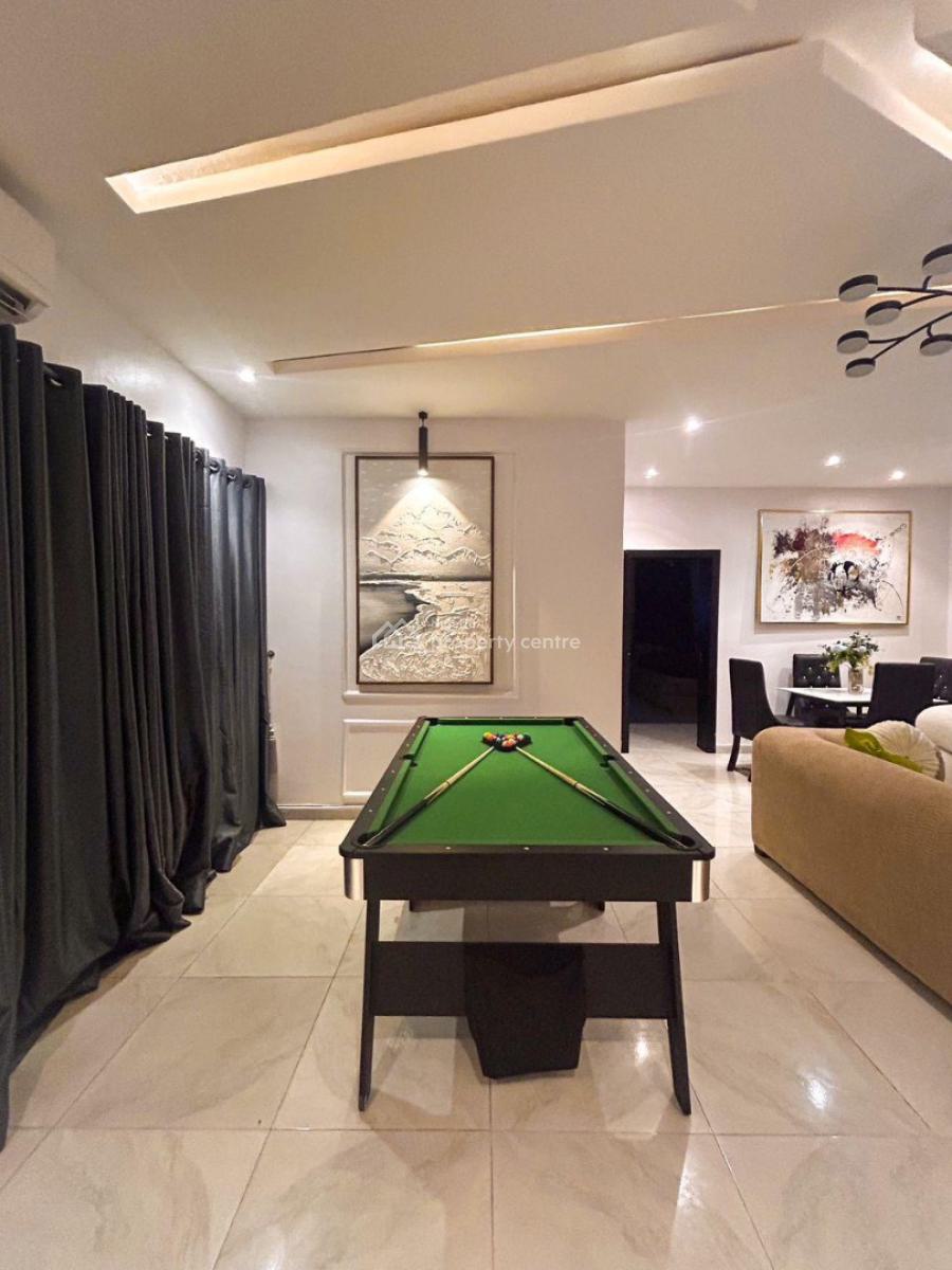 /2 Bedroom Apartment with Swimming Pool, Snooker Board, Gym, Table, Lekki Phase 1, Lekki, Lagos, Flat / Apartment Short Let