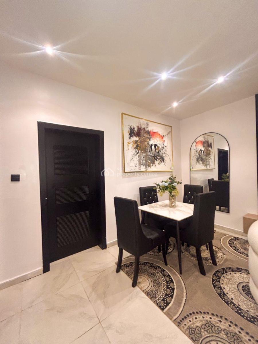 /2 Bedroom Apartment with Swimming Pool, Snooker Board, Gym, Table, Lekki Phase 1, Lekki, Lagos, Flat / Apartment Short Let