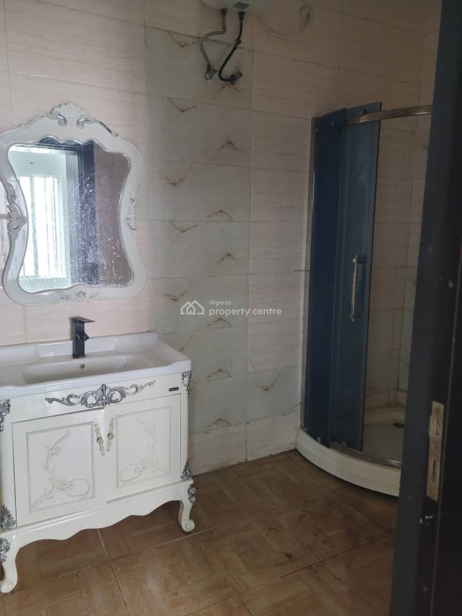 Brandnew 4 Bedroom Semi-detached with a Bq, Lekki Phase 1, Lekki, Lagos, Semi-detached Duplex for Rent