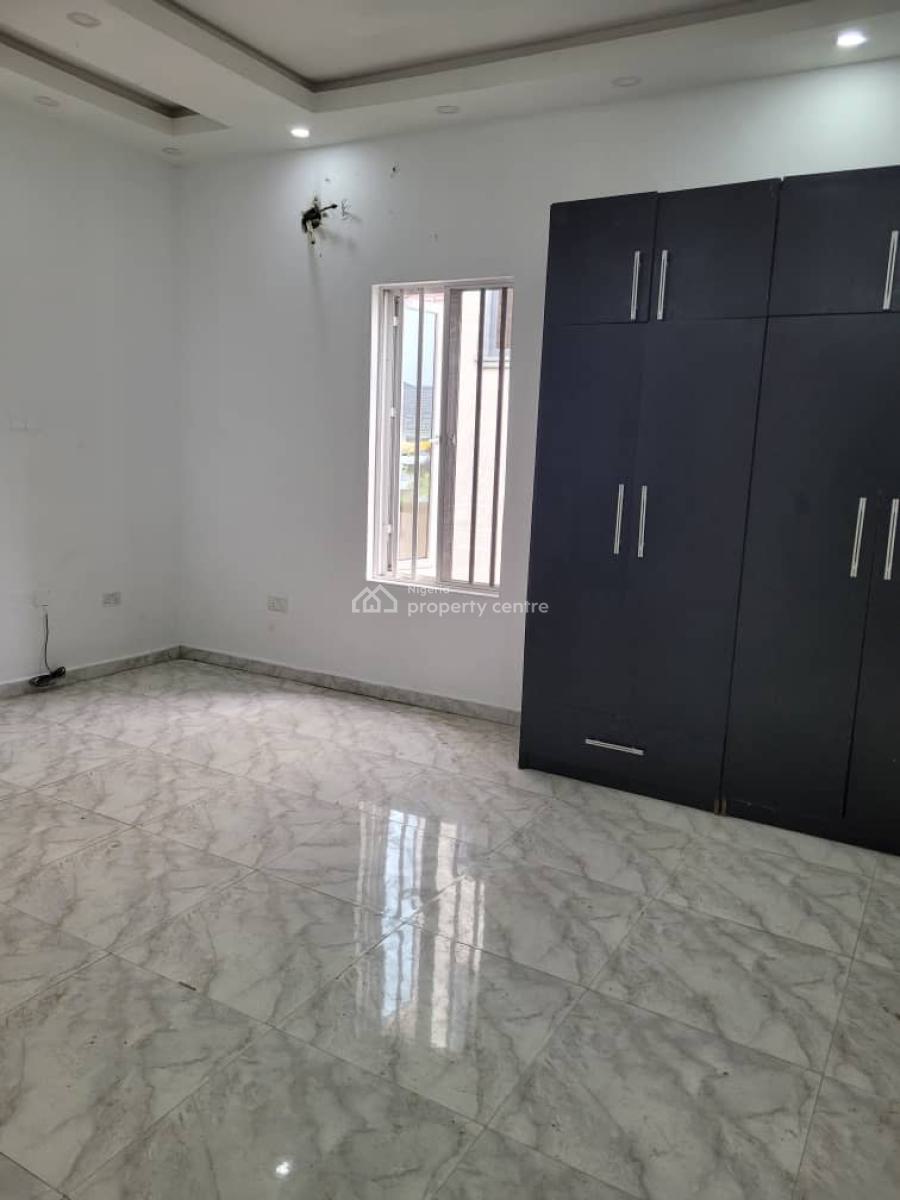 Brandnew 4 Bedroom Semi-detached with a Bq, Lekki Phase 1, Lekki, Lagos, Semi-detached Duplex for Rent