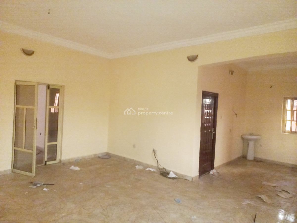 Spacious 6 Bedroom Duplex with Bq and Self Compound, World Bank, Owerri Municipal, Imo, Detached Duplex for Rent
