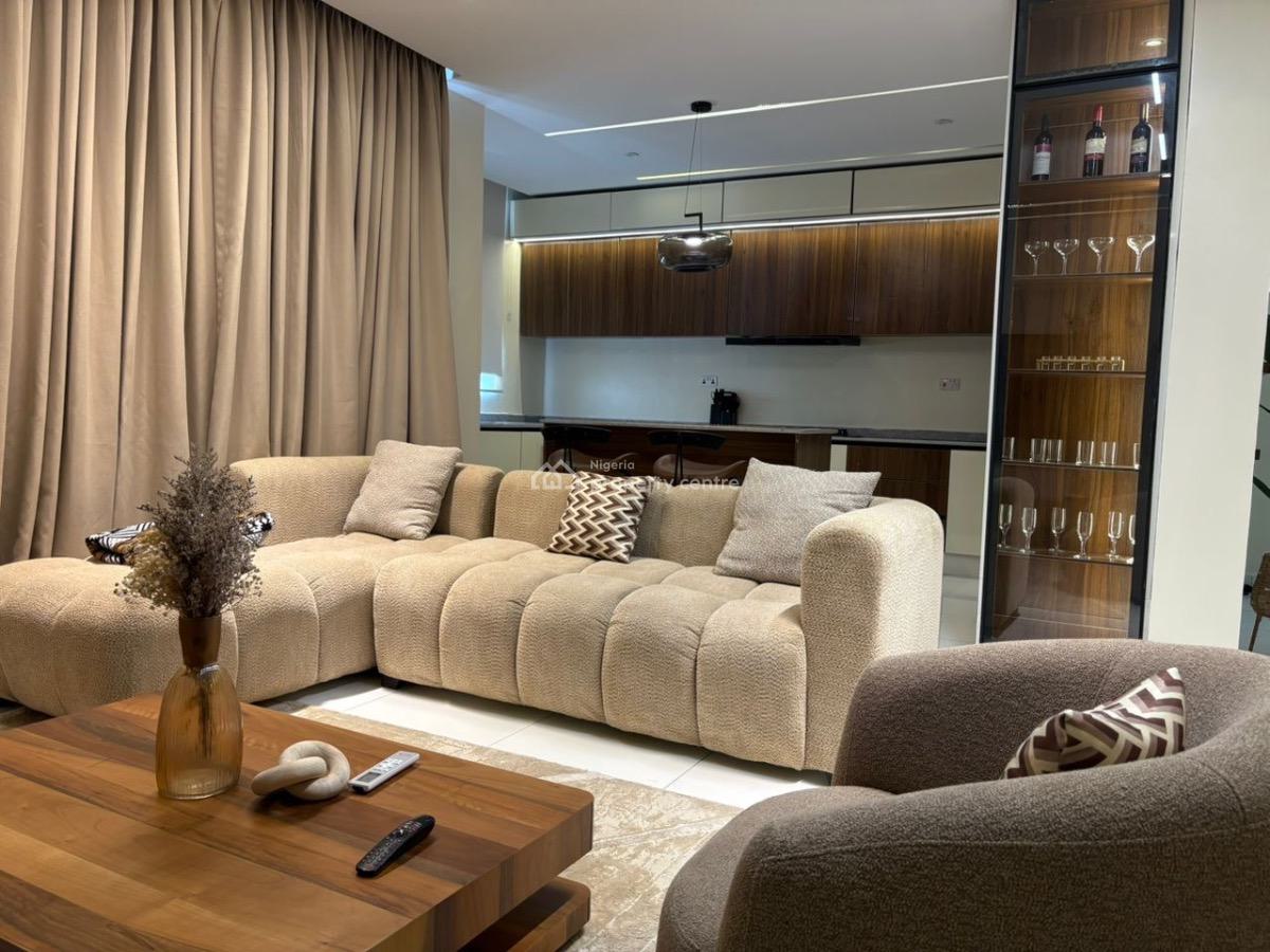 Cozy 2 Bedrooms Apartment, Gbangbala Street, Ikate, Lekki, Lagos, Flat / Apartment Short Let