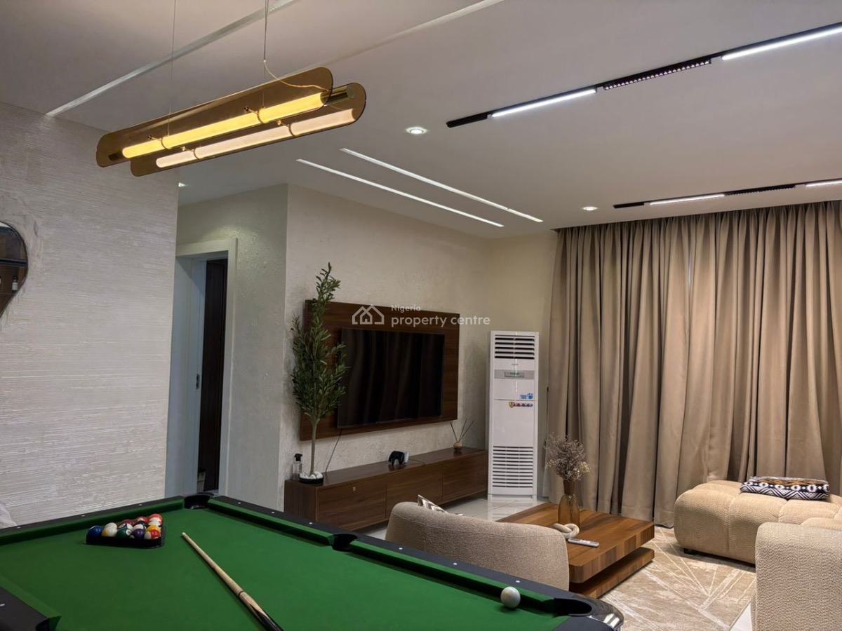 Cozy 2 Bedrooms Apartment, Gbangbala Street, Ikate, Lekki, Lagos, Flat / Apartment Short Let