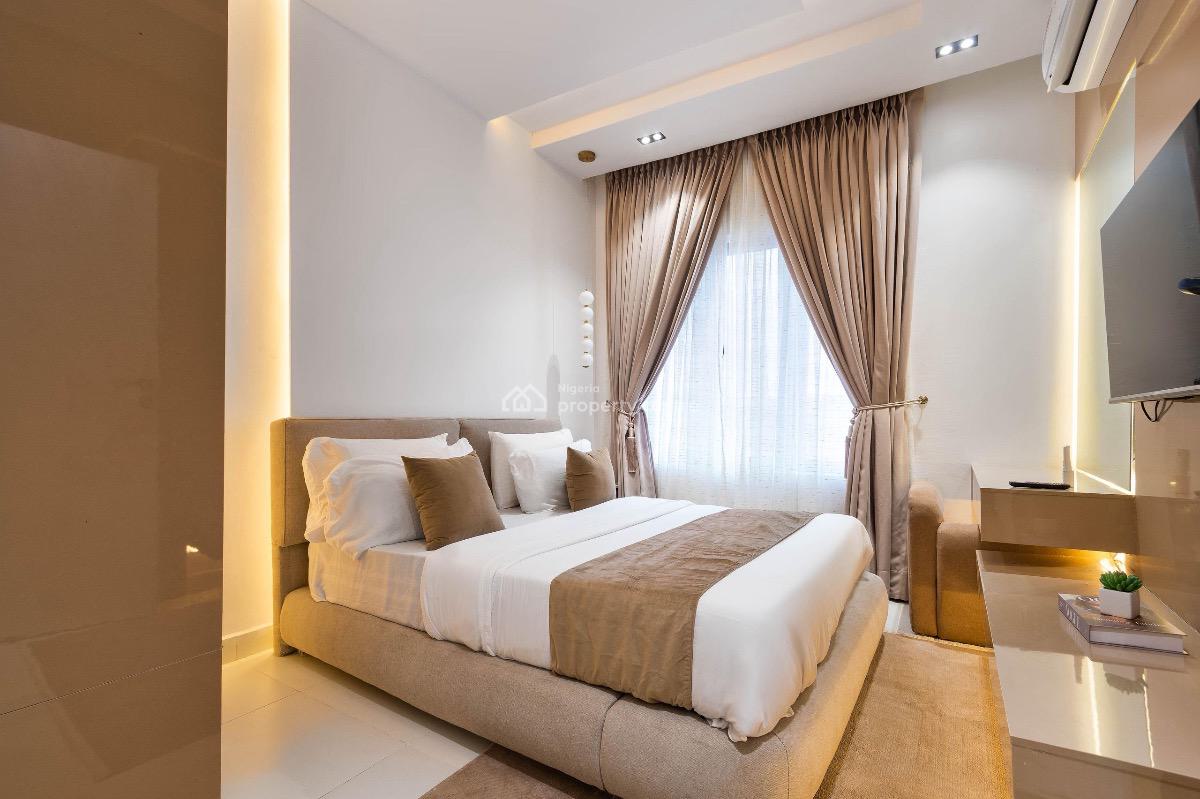 Luxurious 3 Bedrooms Apartment, Lekki Phase 1, Lekki, Lagos, Flat / Apartment Short Let