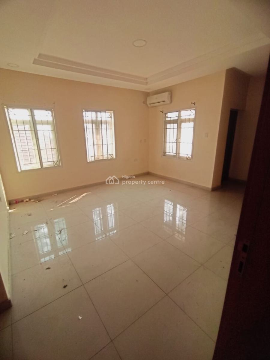 Well Maintained and Spacious 3 Bedroom Apartment with Bq, Spring Bay Estate, Ikate, Lekki, Lagos, Flat / Apartment for Rent