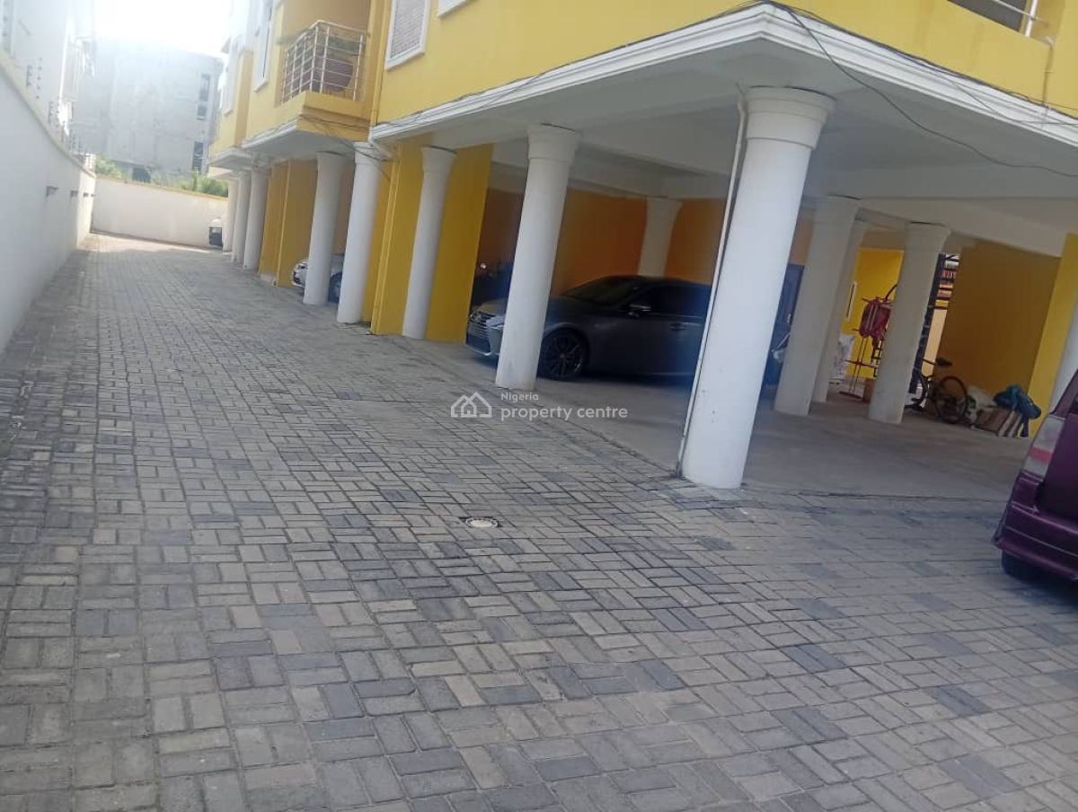 Well Maintained and Spacious 3 Bedroom Apartment with Bq, Spring Bay Estate, Ikate, Lekki, Lagos, Flat / Apartment for Rent