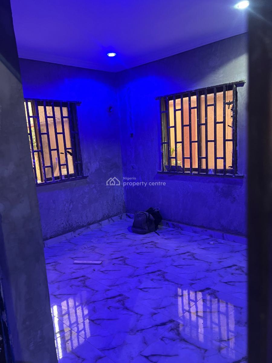 Newly Renovated 2 Bedroom Flat, Adeyemo Akapo, Omole Phase 1, Ikeja, Lagos, Flat / Apartment for Rent